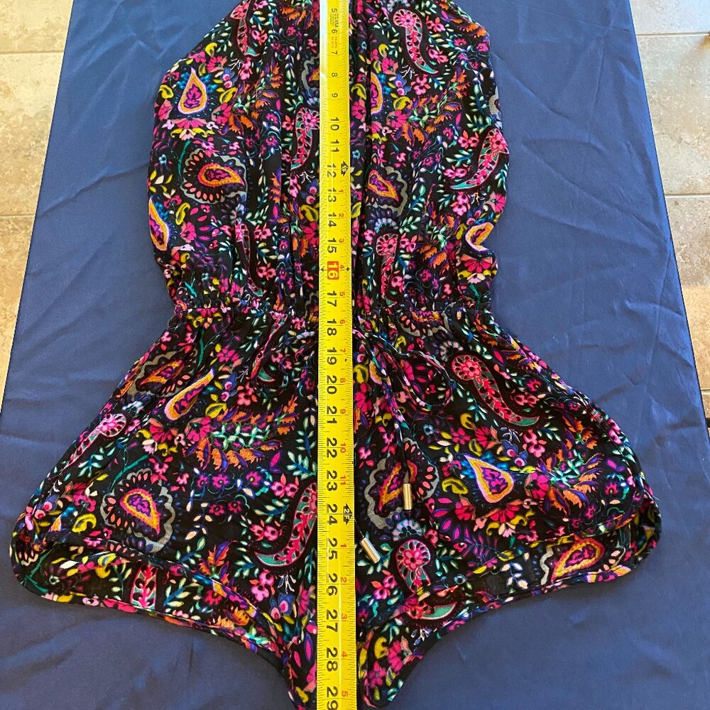 OLIVACEOUS Halter top Romper in SMALL - Picture 2 of 7